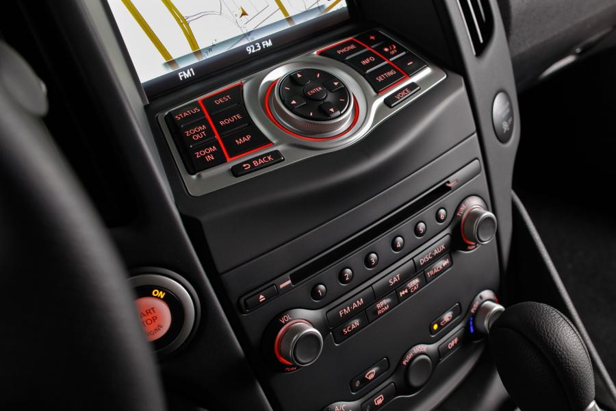  Nissan 370Z 2013 года  (фото 7 из 28)